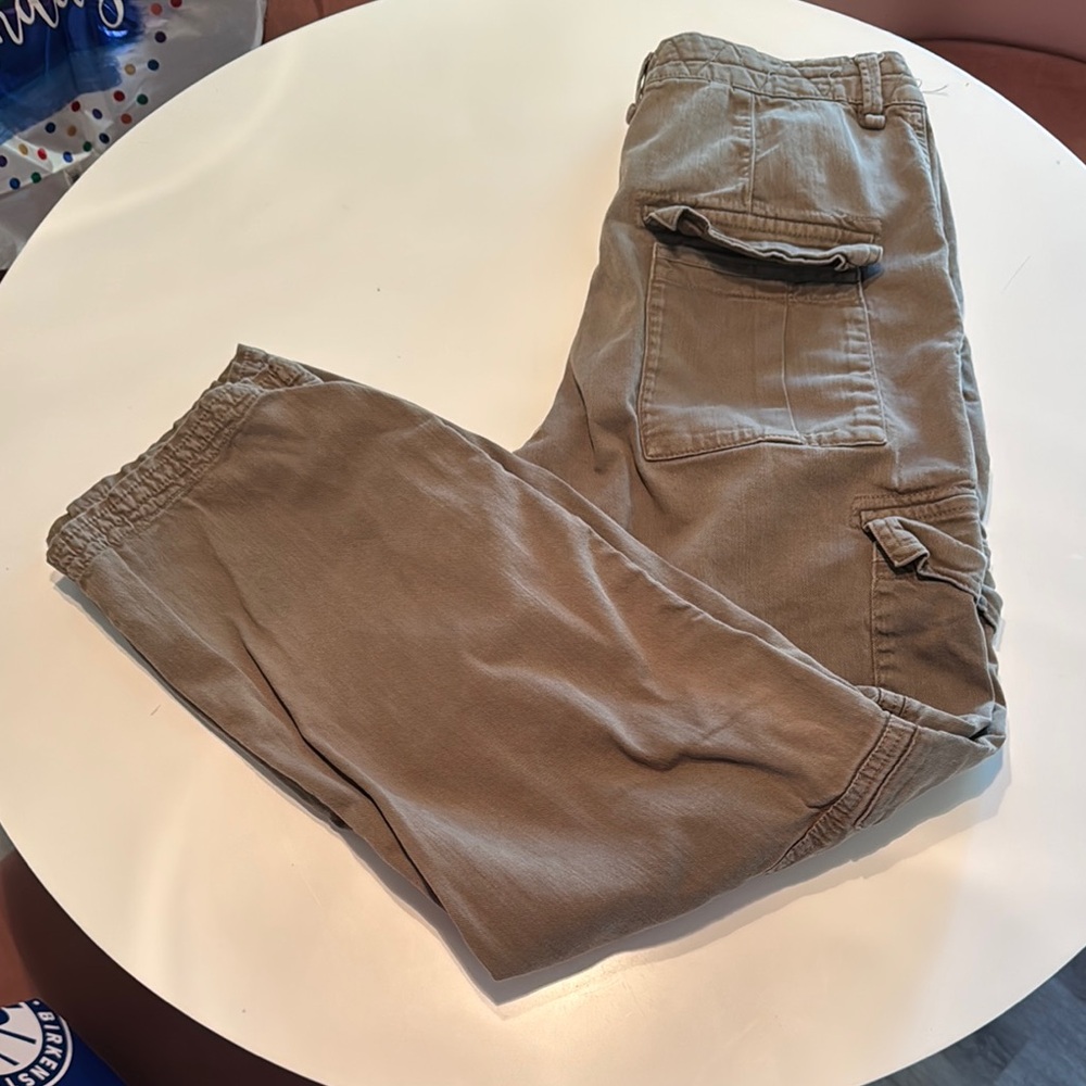 Zara Women's Green Cargo Pants